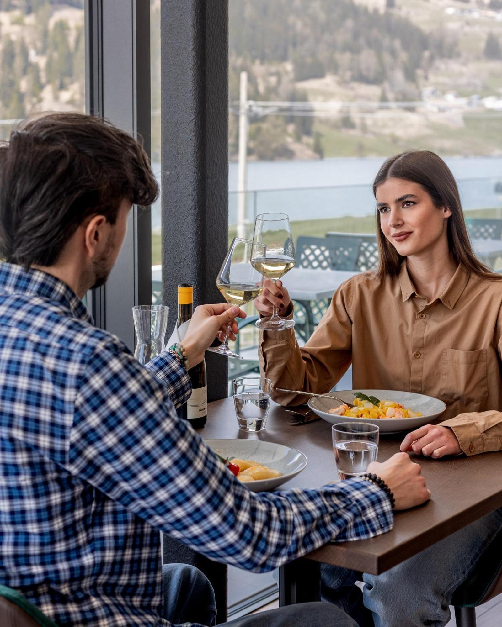 Hotel Alpenrose サン・ヴァレンティーノ・アッラ・ムータ エクステリア 写真